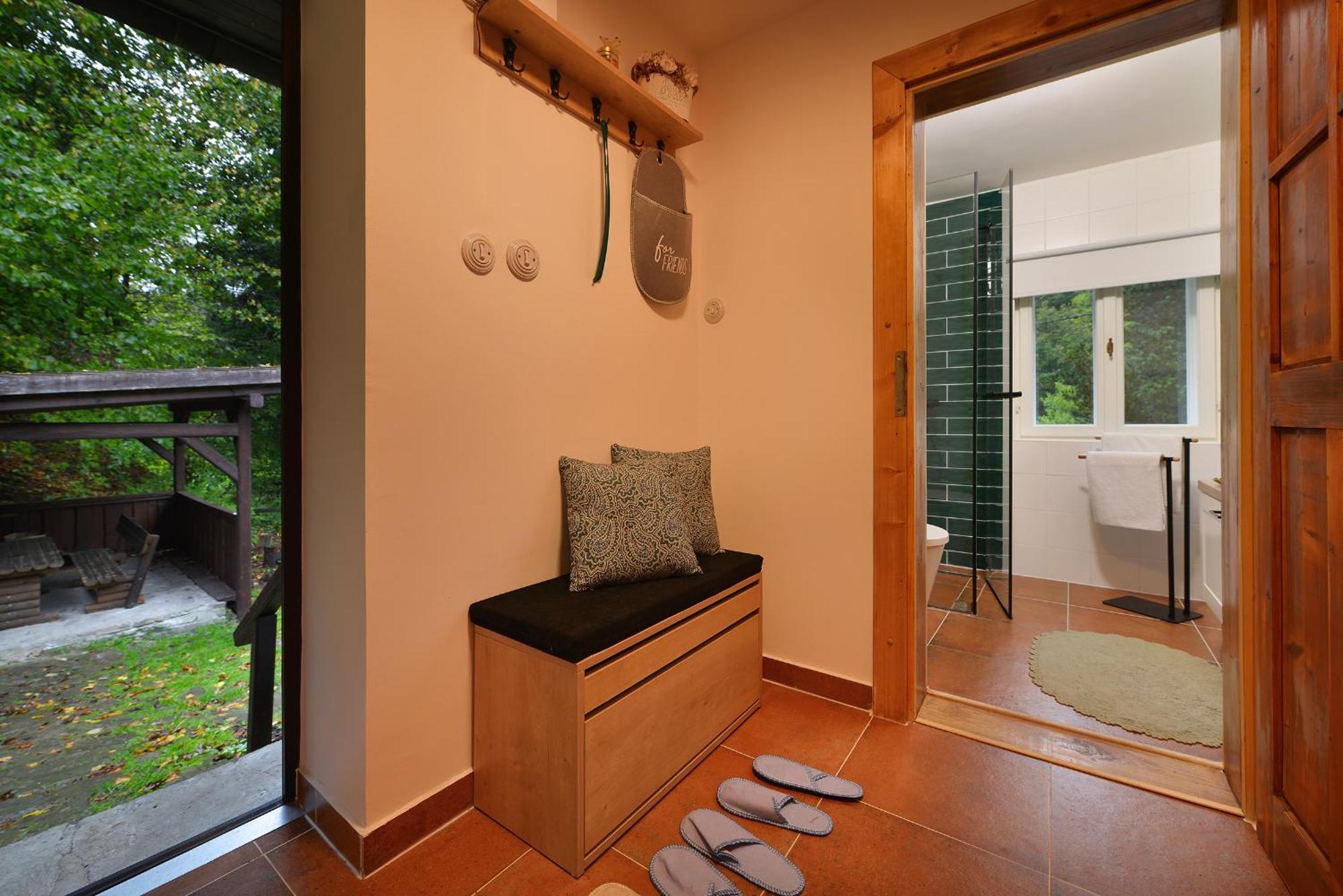 Karolinka Holiday Homes Luaran gambar