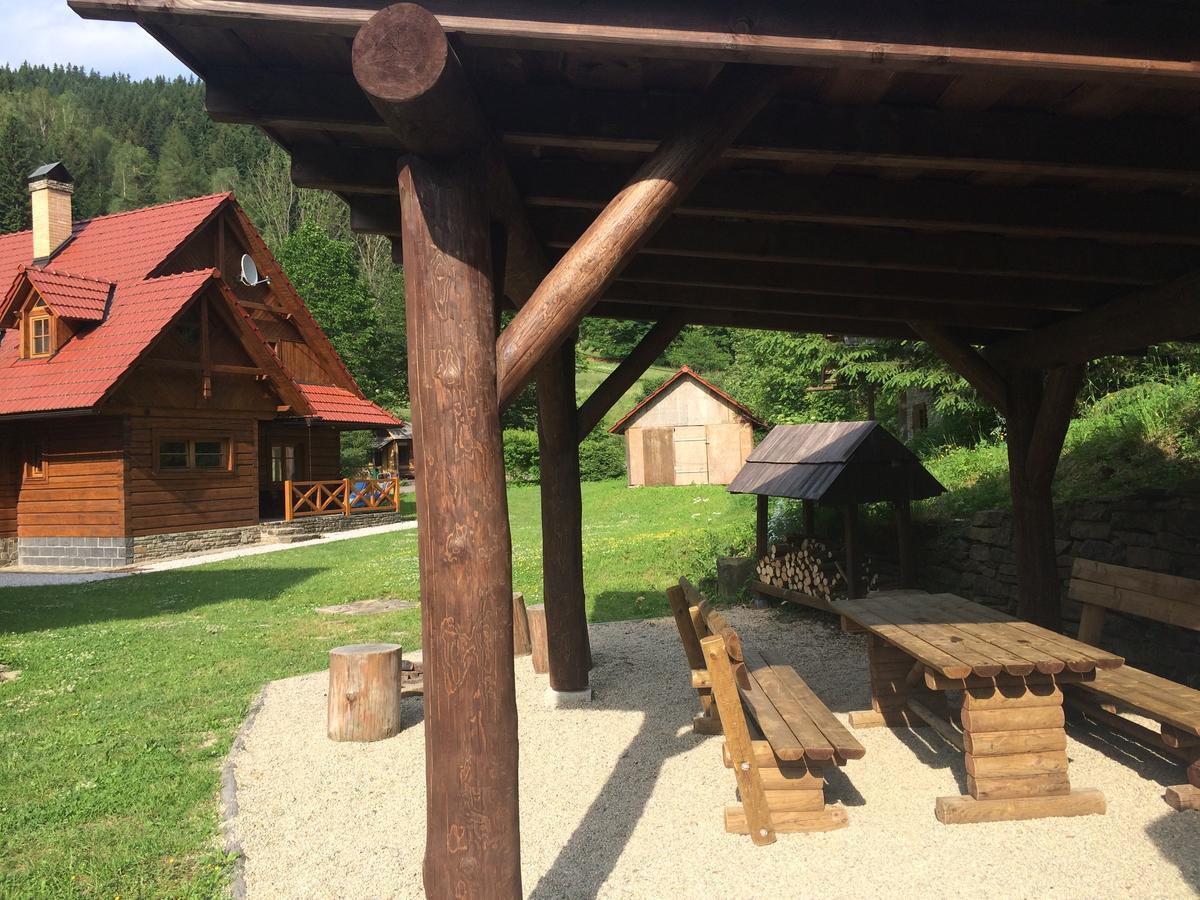 Karolinka Holiday Homes Luaran gambar